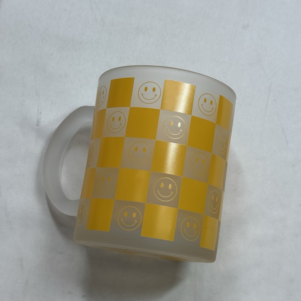 Dwell Studio Yellow Smiley Faces Glass Mug Coffee Cup‎ 12 Ounce